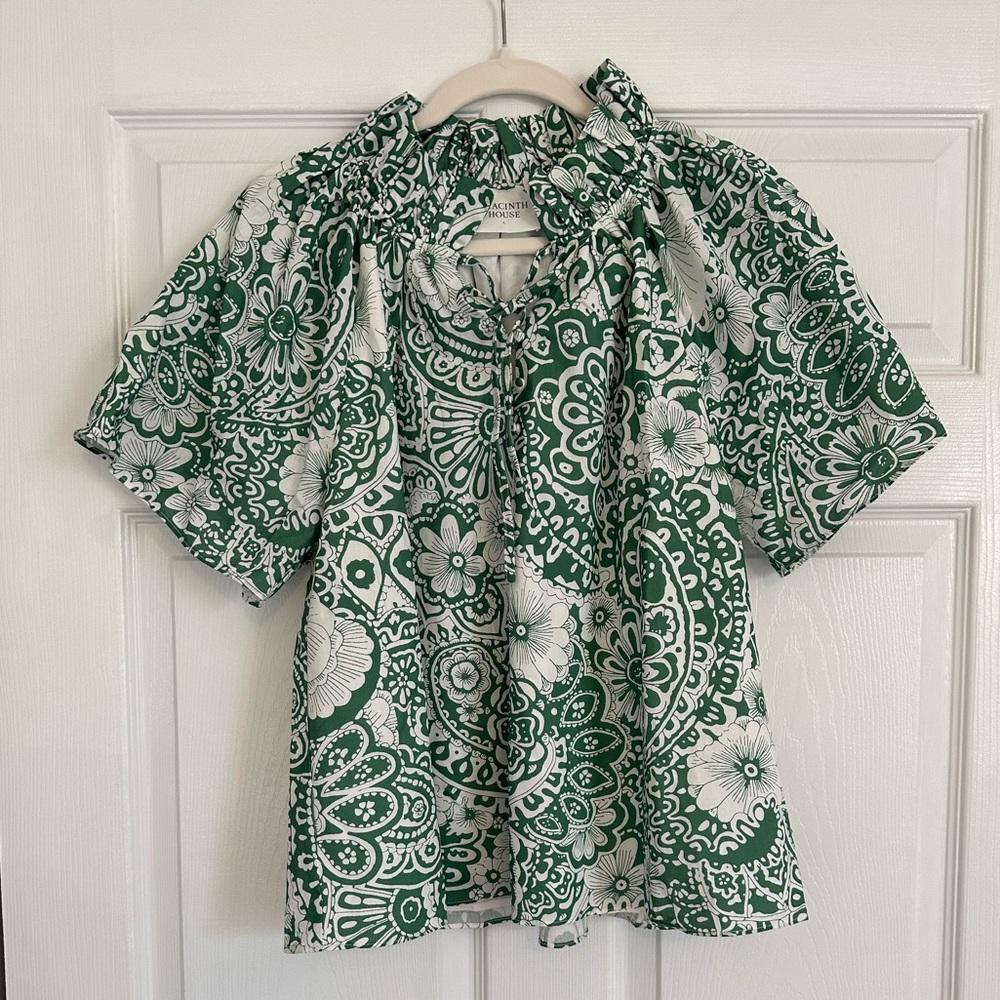 Tuckernuck Green and White Floral Print Ruffle Neck Top - Picture 7 of 11